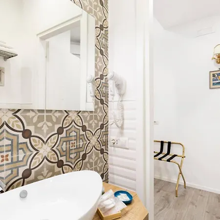 Don Mimi Bed & Breakfast 4*